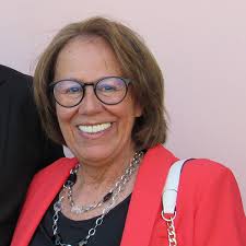 <strong><strong>Rosa Neto</strong></strong>